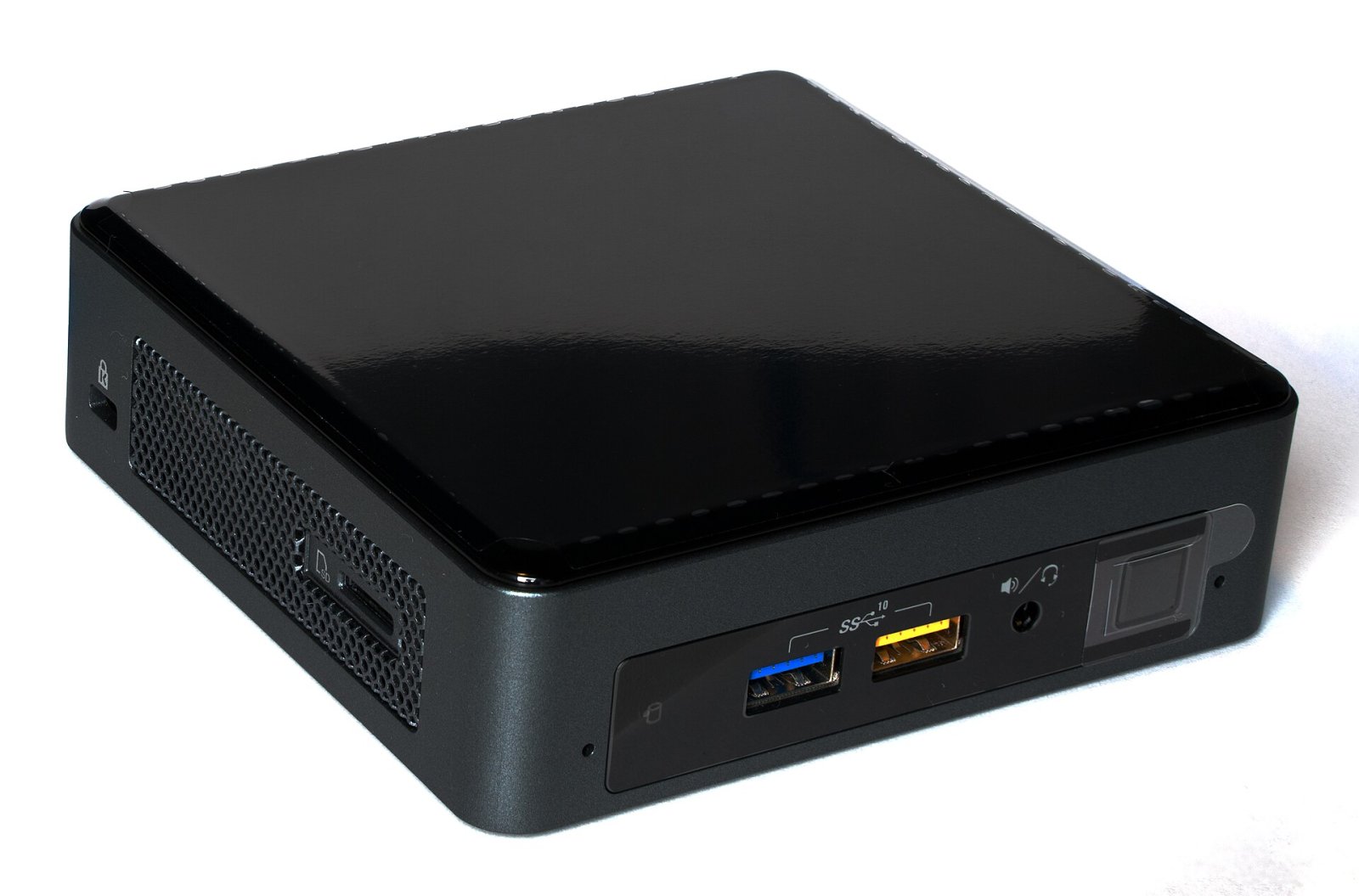 Mini PC i3 8GB SSD 250 Windows 11