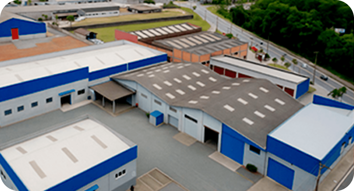 Vista aérea do parque industrial da Melhoretec em Joinville.